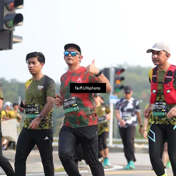 Runner Photo 6554292