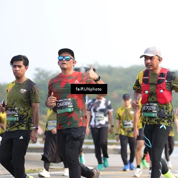 Runner Photo 6554295