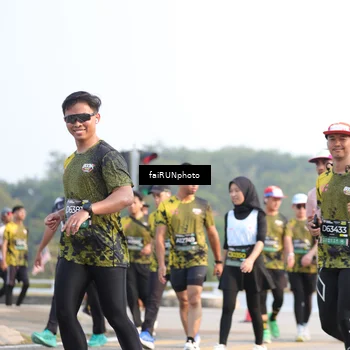 Runner Photo 6554353