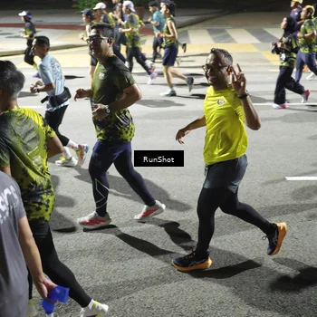 Runner Photo 6554390