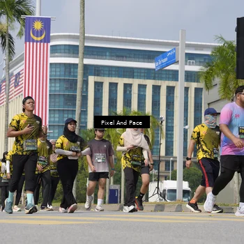 Runner Photo 6554441
