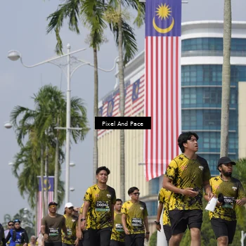 Runner Photo 6554479