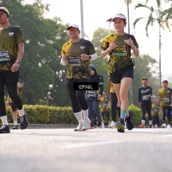 Runner Photo 6554671