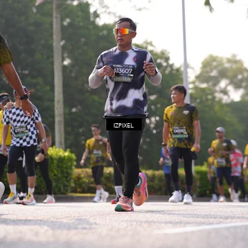 Runner Photo 6554750