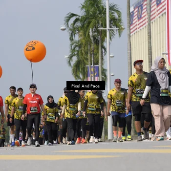 Runner Photo 6554751
