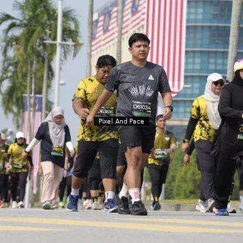 Runner Photo 6554766