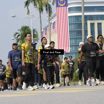 Runner Photo 6554844