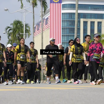 Runner Photo 6554860