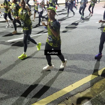 Runner Photo 6554875