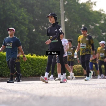 Runner Photo 6554908