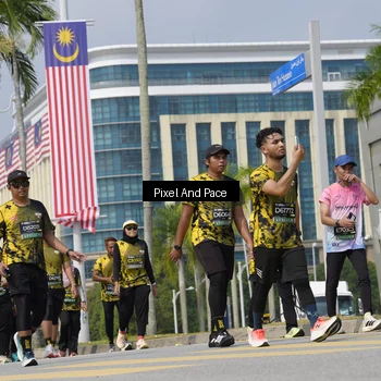 Runner Photo 6554917