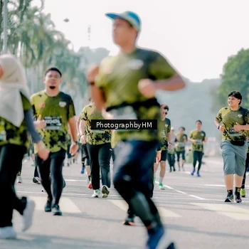 Runner Photo 6554999