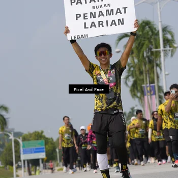 Runner Photo 6555038