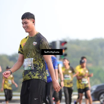 Runner Photo 6555057