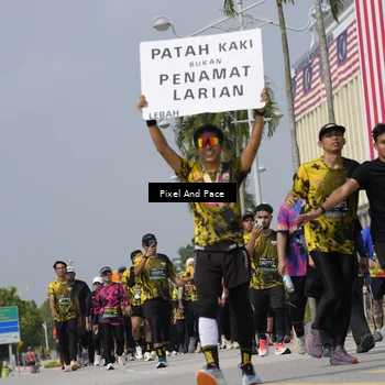 Runner Photo 6555067