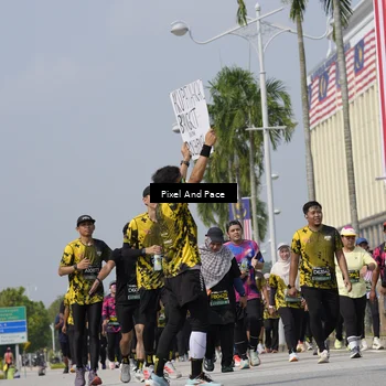 Runner Photo 6555095