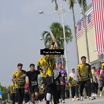 Runner Photo 6555099
