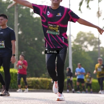 Runner Photo 6555101