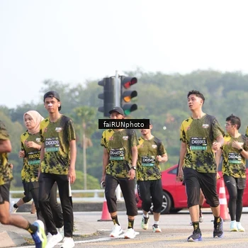 Runner Photo 6555110