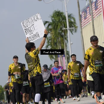 Runner Photo 6555116
