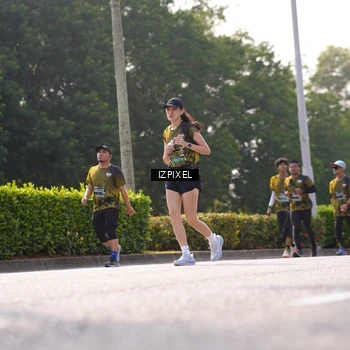 Runner Photo 6555136