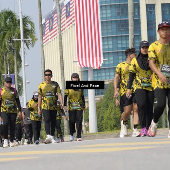 Runner Photo 6555211