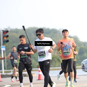 Runner Photo 6555340