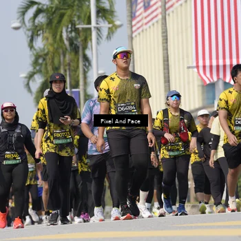 Runner Photo 6555343