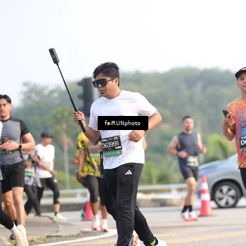 Runner Photo 6555345