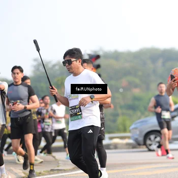Runner Photo 6555368