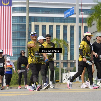Runner Photo 6555464