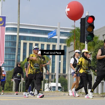 Runner Photo 6555469