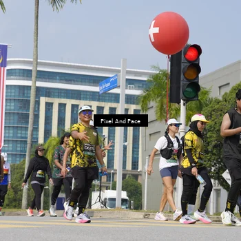 Runner Photo 6555476