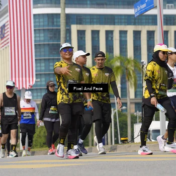 Runner Photo 6555493