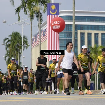 Runner Photo 6555541