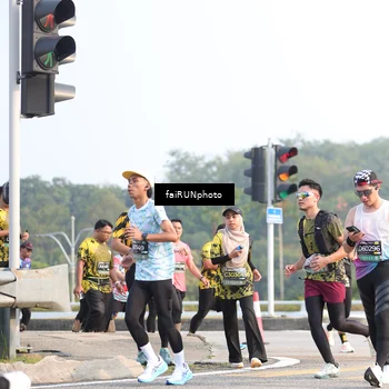Runner Photo 6555563