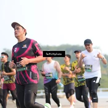 Runner Photo 6555570