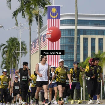 Runner Photo 6555572