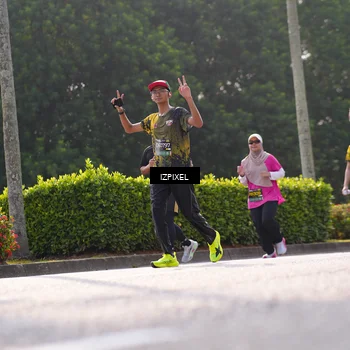 Runner Photo 6555591