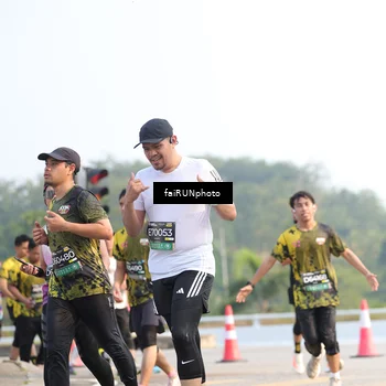 Runner Photo 6555597