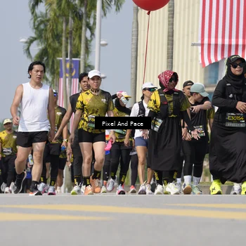 Runner Photo 6555651