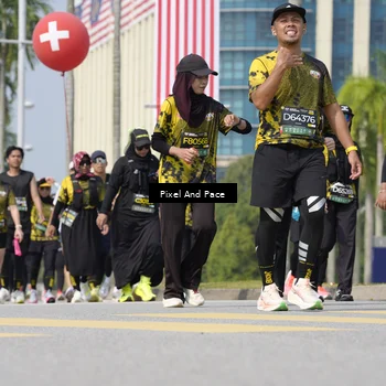 Runner Photo 6555664