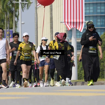 Runner Photo 6555674