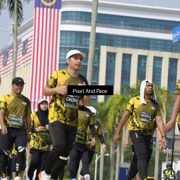 Runner Photo 6555706