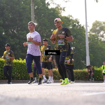 Runner Photo 6555729