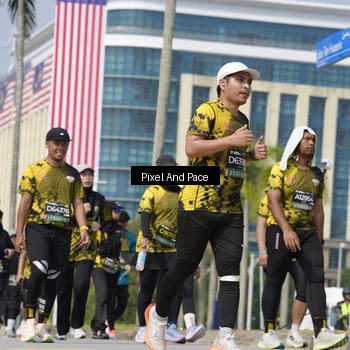 Runner Photo 6555735
