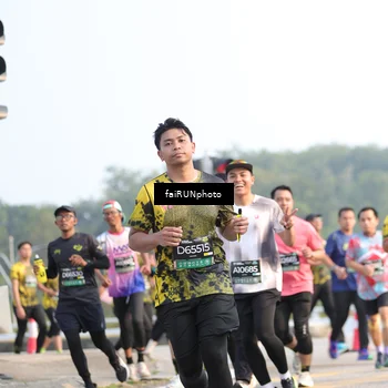 Runner Photo 6555741