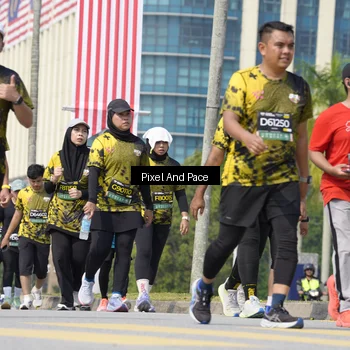Runner Photo 6555757