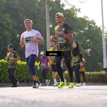 Runner Photo 6555768