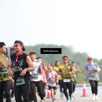 Runner Photo 6555785